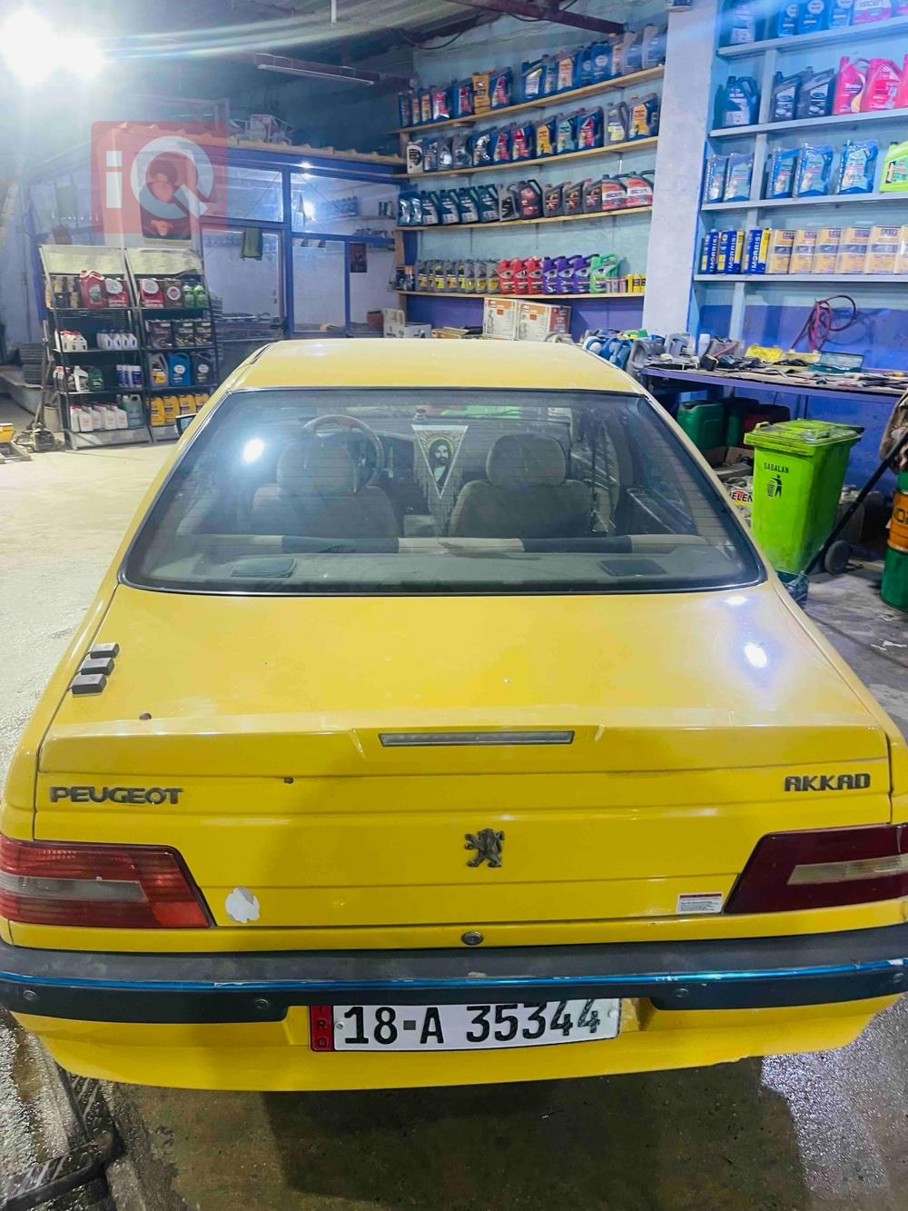Peugeot 405